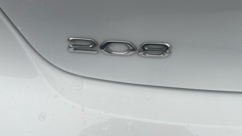 Peugeot 208 1.2 PureTech 100 Allure Premium 5dr Petrol Hatchback